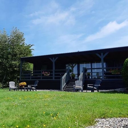 Wol Thus Villa Paesens Bagian luar foto