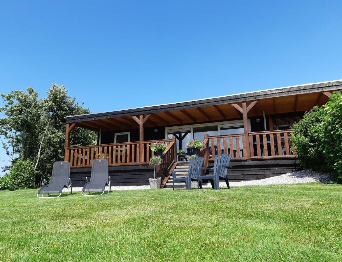 Wol Thus Villa Paesens Bagian luar foto