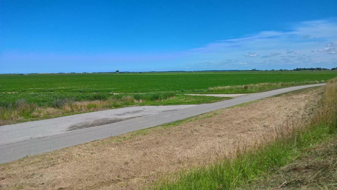 Wol Thus Villa Paesens Bagian luar foto