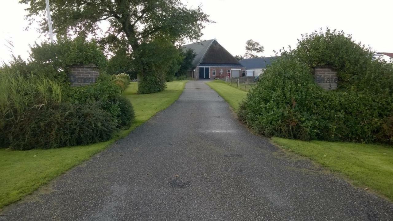 Wol Thus Villa Paesens Bagian luar foto