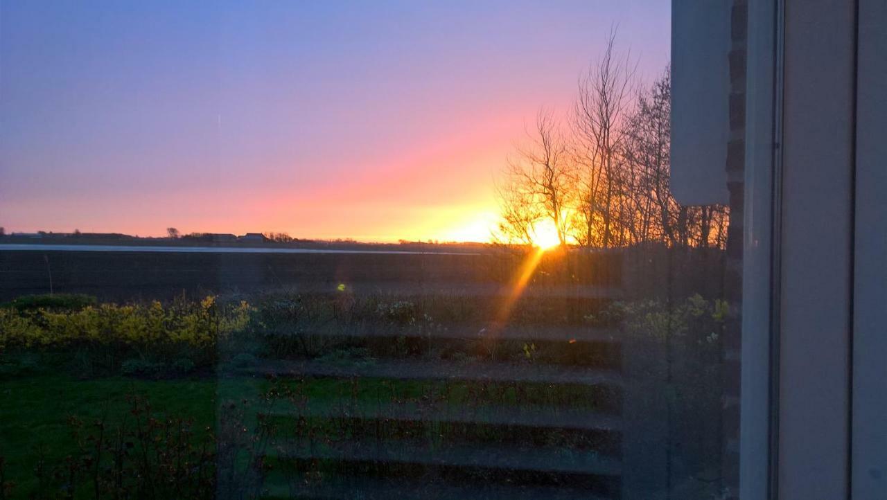 Wol Thus Villa Paesens Bagian luar foto