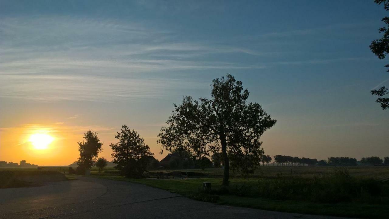 Wol Thus Villa Paesens Bagian luar foto